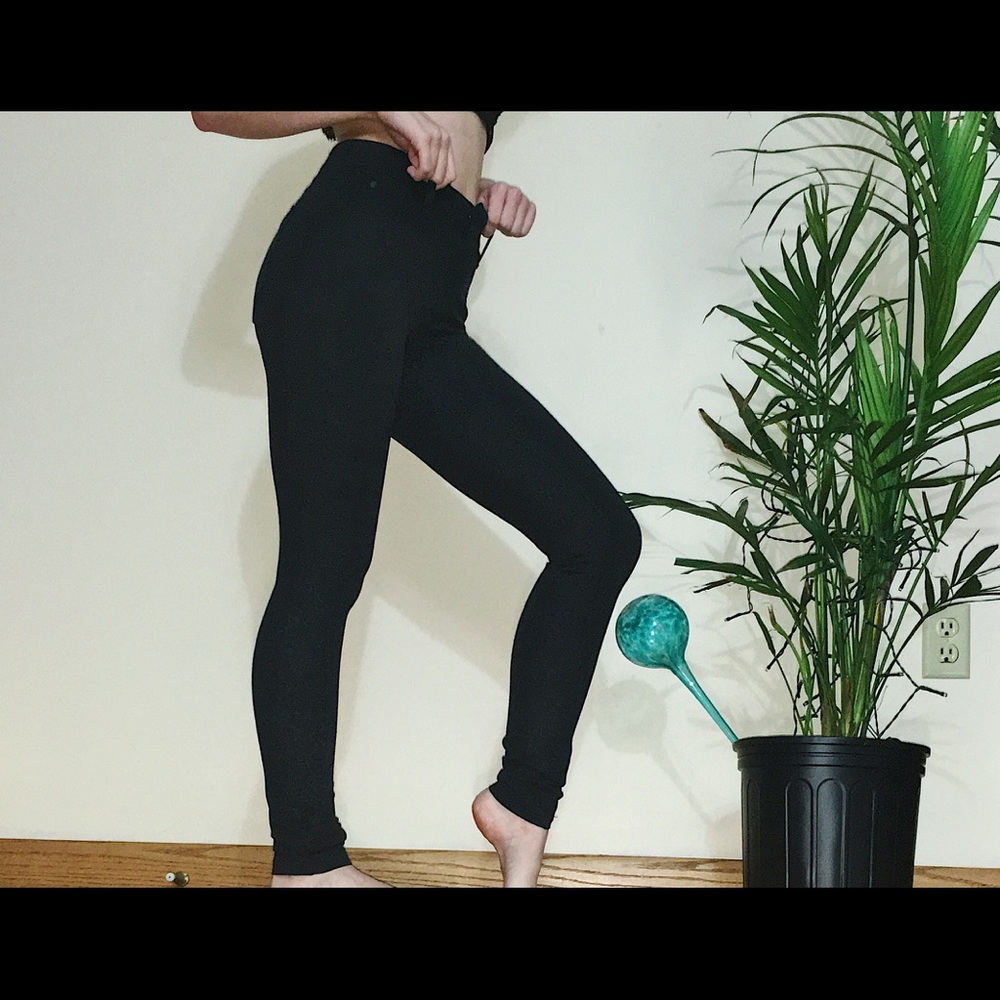 Dark grey stretchy skinny jeggings